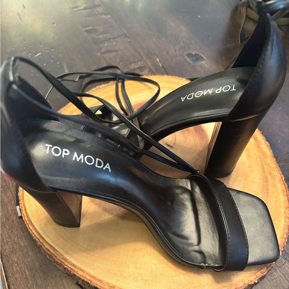 TOP Moda Black Strappy Block Heel Sandals with Ankle Wrap